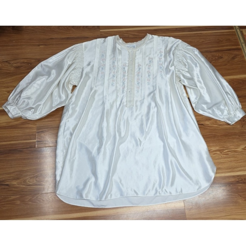 Vintage Komar Nightgown White Pleated Flowers Granny Cottagecore Nightie Large